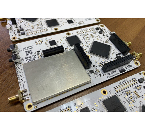 SDR HackRF One R9C — полнофункциональный приёмопередатчик 1 МГц – 6 ГГц